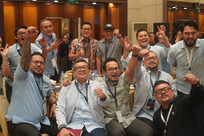 Para Pendukung Pasangan Nomor Urut 03 Martin Patrick Nagel, S.H., M.H. dan Harvardy Muhammad Iqbal saat Dialog Kandidat Calon Ketua umum AKPI 2025 di Lumire Hotel Jakarta. (15/08/2025)