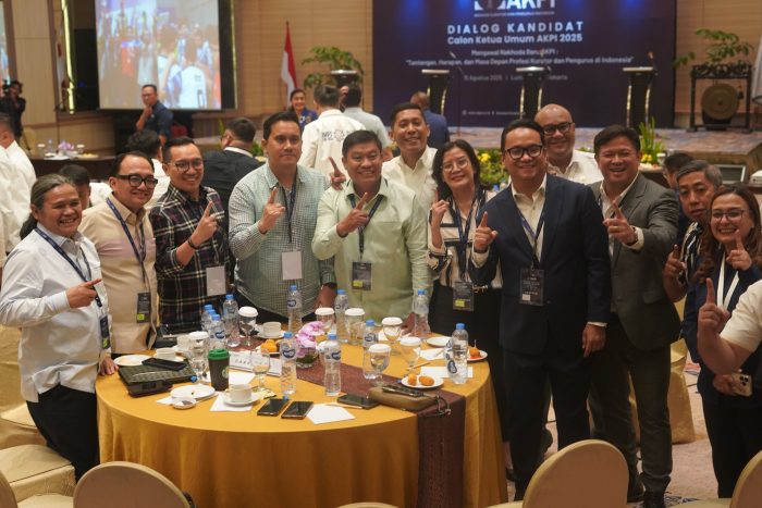 Para Pendukung Pasangan calon nomor urut 1 (Satu) Nien Rafles Siregar, S.H., M.H. dan Andreas Nahot Silitonga, S.H., LLM saat Dialog Kandidat Calon Ketua umum AKPI 2025. (15/08/2025)